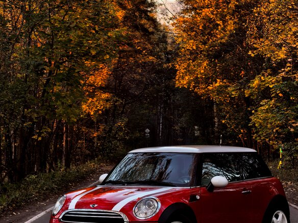 2008 Mini Hatch Cooper II (R56), красный, 720000 рублей
