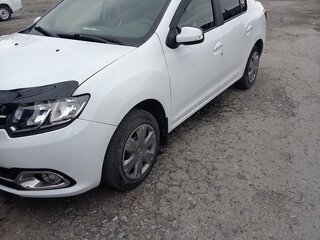 2015 Renault Logan II, белый, 500000 рублей, вид 4