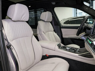 2026 BMW X7 M60i I (G07) Рестайлинг, серый, 22900000 рублей, вид 2