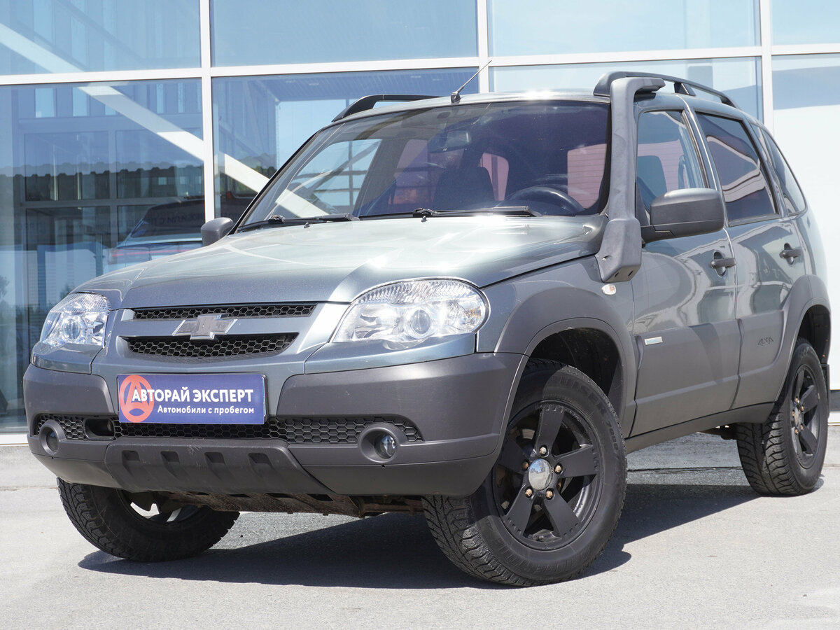 Открыть фотографии: Chevrolet Niva I Рестайлинг