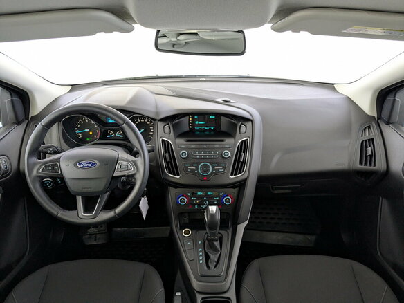 2017 Ford Focus III Рестайлинг, белый, 1550000 рублей - вид 13