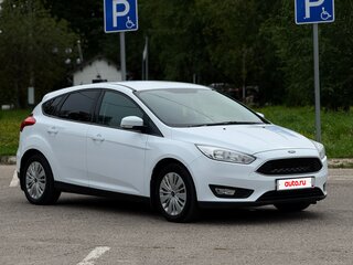 2017 Ford Focus III Рестайлинг, белый, 815000 рублей, вид 1