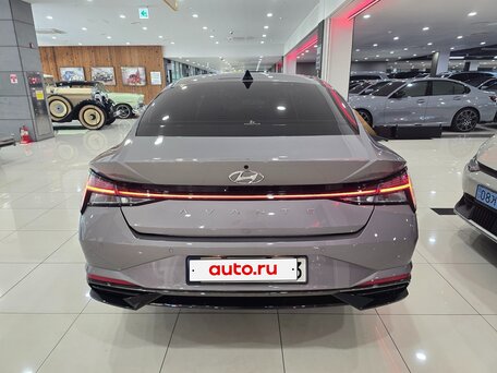2022 Hyundai Avante VII, серебристый, 1830000 рублей, вид 5