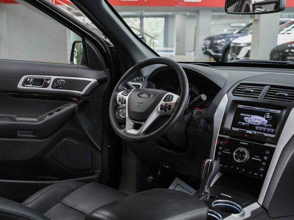 2013 Ford Explorer V, чёрный, 1650000 рублей - вид 12