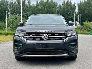 2022 Volkswagen Tayron I, чёрный, 2100000 рублей, вид 2