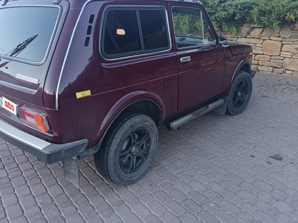 1993 Lada (ВАЗ) 2121 (4x4) I, красный, 650000 рублей - вид 4