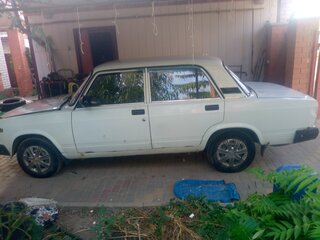 2010 Lada (ВАЗ) 2107, белый, 160000 рублей, вид 2