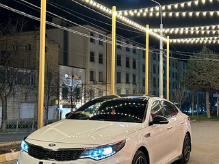 2019 Kia Optima IV Рестайлинг, белый, 2190000 рублей, вид 1