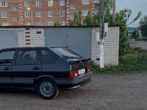 2004 Lada (ВАЗ) 2114, чёрный, 210000 рублей - вид 2