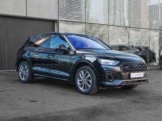 2023 Audi Q5 L 40 TFSI II (FY) Рестайлинг, чёрный, 4650000 рублей, вид 3