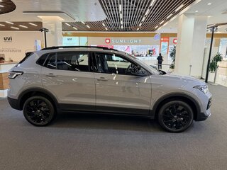2026 Volkswagen Tharu XR, серый, 2990800 рублей, вид 2