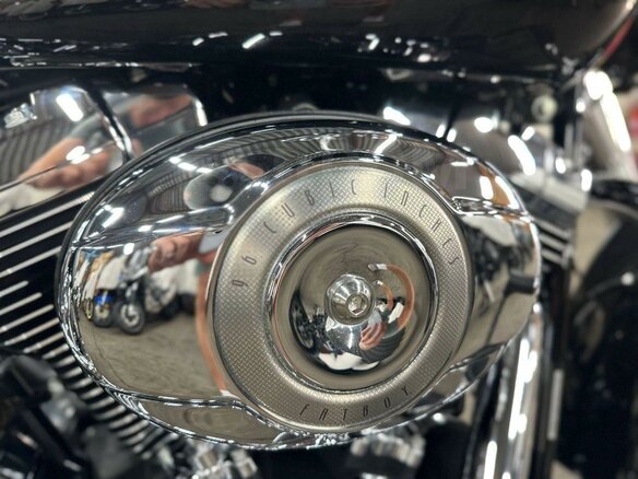 2010 Harley-Davidson Fat Boy, чёрный, 990000 рублей - вид 22