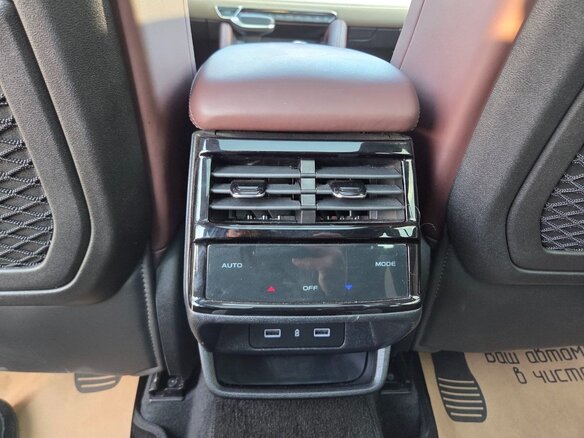 2024 Geely Monjaro I, чёрный, 2950000 рублей - вид 12