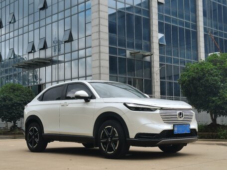 2023 Honda Vezel II, белый, 1900000 рублей, вид 3