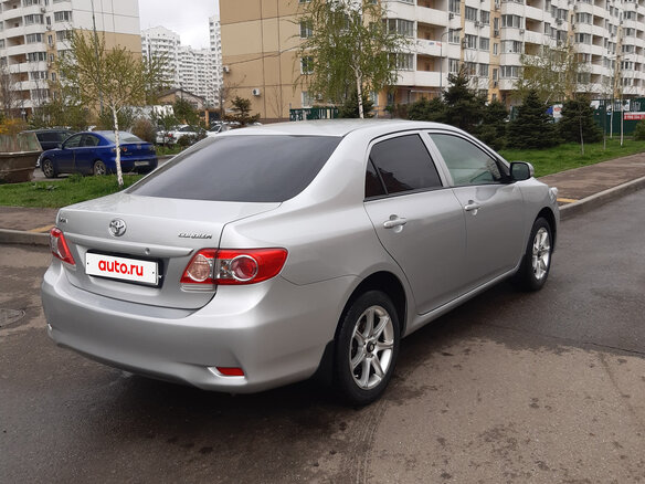 2012 Toyota Corolla X (E140, E150) Рестайлинг, серебристый, 1150000 рублей - вид 4