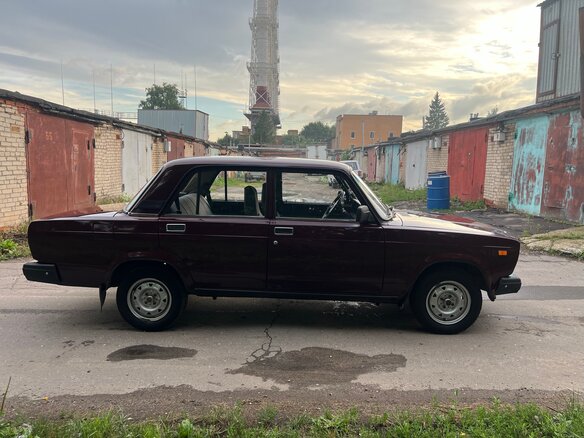 2006 Lada (ВАЗ) 2107, пурпурный - вид 4