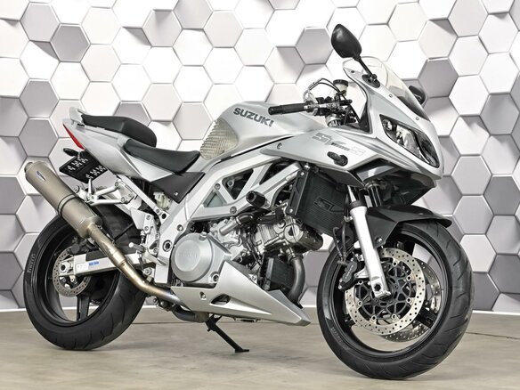 2003 Suzuki SV 1000, серебристый