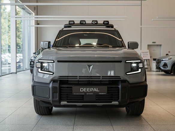2025 Changan Deepal G318 I, серый, 5740000 рублей - вид 2