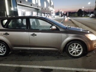2008 Kia Ceed I, бежевый, 365000 рублей, вид 5