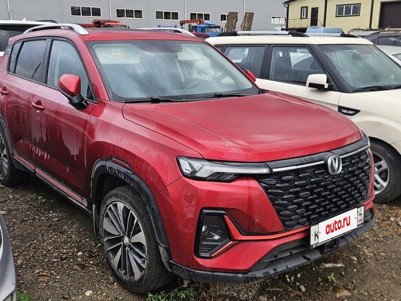 2024 Changan CS35 Plus I Рестайлинг, красный, 1462700 рублей - вид 2