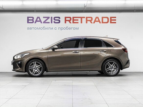 2019 Kia Ceed III, коричневый, 1679000 рублей - вид 6