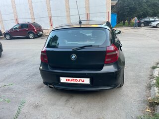 2011 BMW 1 серии 116i I (E81/E82/E87/E88) Рестайлинг, чёрный, 500000 рублей, вид 4