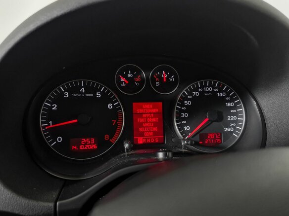 2006 Audi A3 II (8P) Рестайлинг 1, оранжевый, 479000 рублей - вид 15