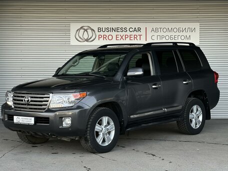 Toyota Land Cruiser 200 Series Рестайлинг 1