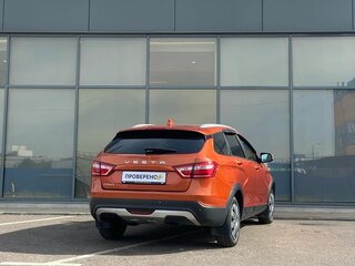 2018 Lada (ВАЗ) Vesta SW Cross I, оранжевый, 596000 рублей, вид 4