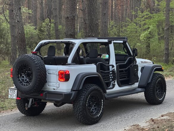 2024 Jeep Wrangler IV (JL) Рестайлинг, белый, 5100000 рублей - вид 3