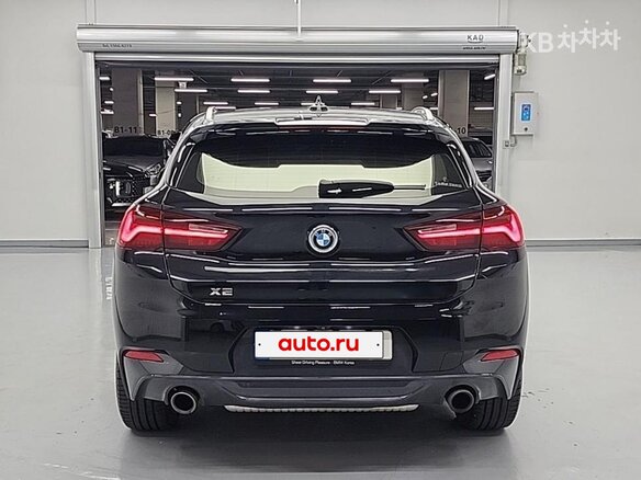 2023 BMW X2 xDrive18d I (F39), чёрный, 3410020 рублей - вид 3