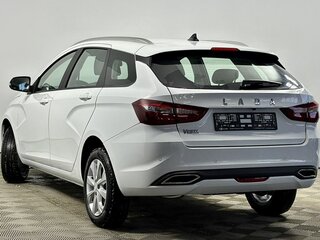 2026 Lada (ВАЗ) Vesta SW I Рестайлинг (NG), белый, 1910000 рублей, вид 3
