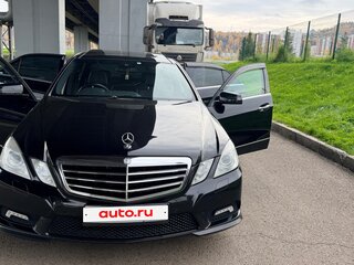 2010 Mercedes-Benz E-Класс 250 5G-Tronic IV (W212, S212, C207), чёрный, 1499000 рублей, вид 1