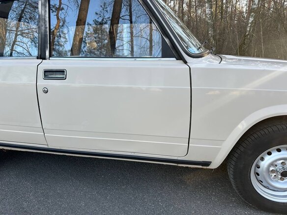 1996 Lada (ВАЗ) 2105, бежевый, 210000 рублей - вид 21