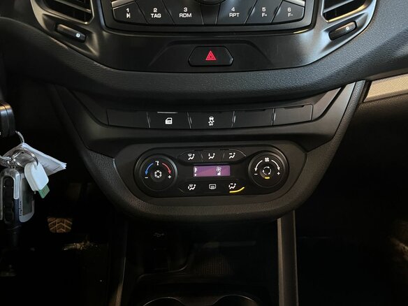 2019 Lada (ВАЗ) Vesta I, серый, 1050000 рублей - вид 14