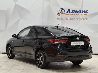 2017 Hyundai Solaris II, чёрный, 1120000 рублей, вид 5