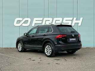 2019 Volkswagen Tiguan II, чёрный, 2467000 рублей, вид 2