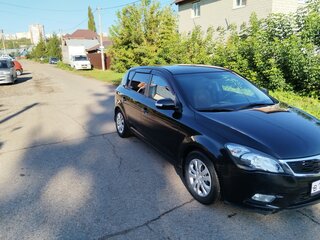 2010 Kia Ceed I Рестайлинг, чёрный, 649000 рублей, вид 3