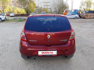 2012 Renault Sandero I, красный, 460000 рублей, вид 5