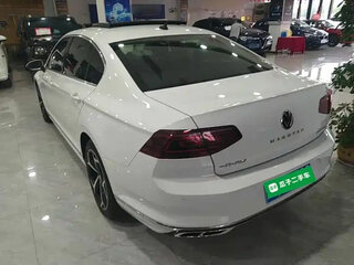 2023 Volkswagen Magotan B8 Рестайлинг, белый, 1800004 рублей, вид 4