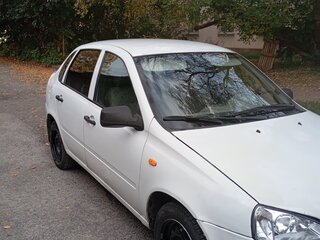 2011 Lada (ВАЗ) Kalina I, белый, 235000 рублей, вид 2