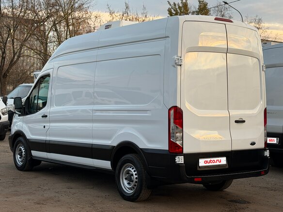 2017 Ford Transit, белый, 2400000 рублей - вид 3