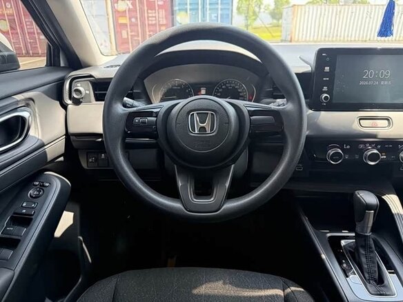 2023 Honda Vezel II, белый - вид 9