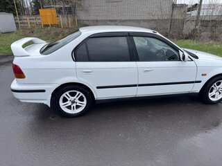 1998 Honda Civic Ferio II, белый, 445000 рублей, вид 4