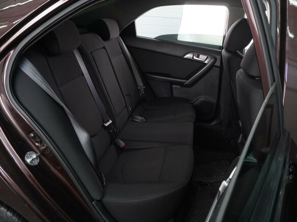 2010 Kia Cerato 5-speed II, красный, 699000 рублей - вид 6
