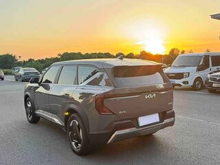 2025 Kia EV5 64.2 kWh, серый, 3420000 рублей, вид 4