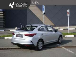 2021 Hyundai Solaris II Рестайлинг, серый, 1650000 рублей, вид 2