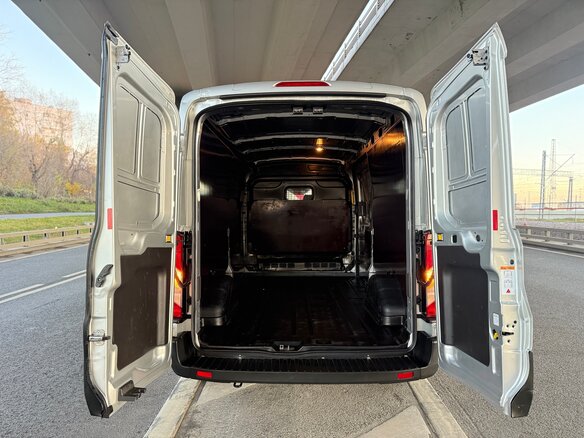 2022 Ford Transit, серебристый, 2990000 рублей - вид 12