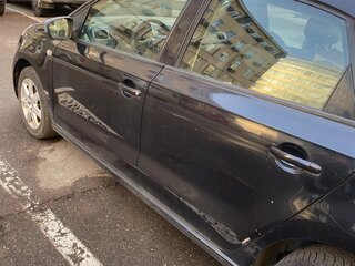 2011 Volkswagen Polo V, чёрный, 620000 рублей, вид 2