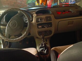 2005 Renault Symbol I Рестайлинг, белый, 310000 рублей, вид 4